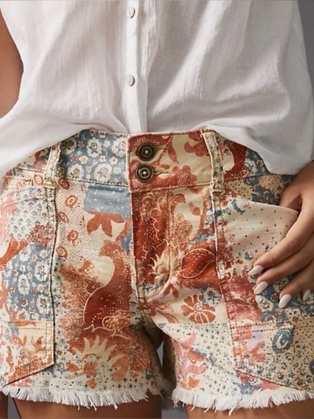 Anthropologie Pilcro The Wanderer Patchwork Floral Denim Shorts Low-Rise Size 30